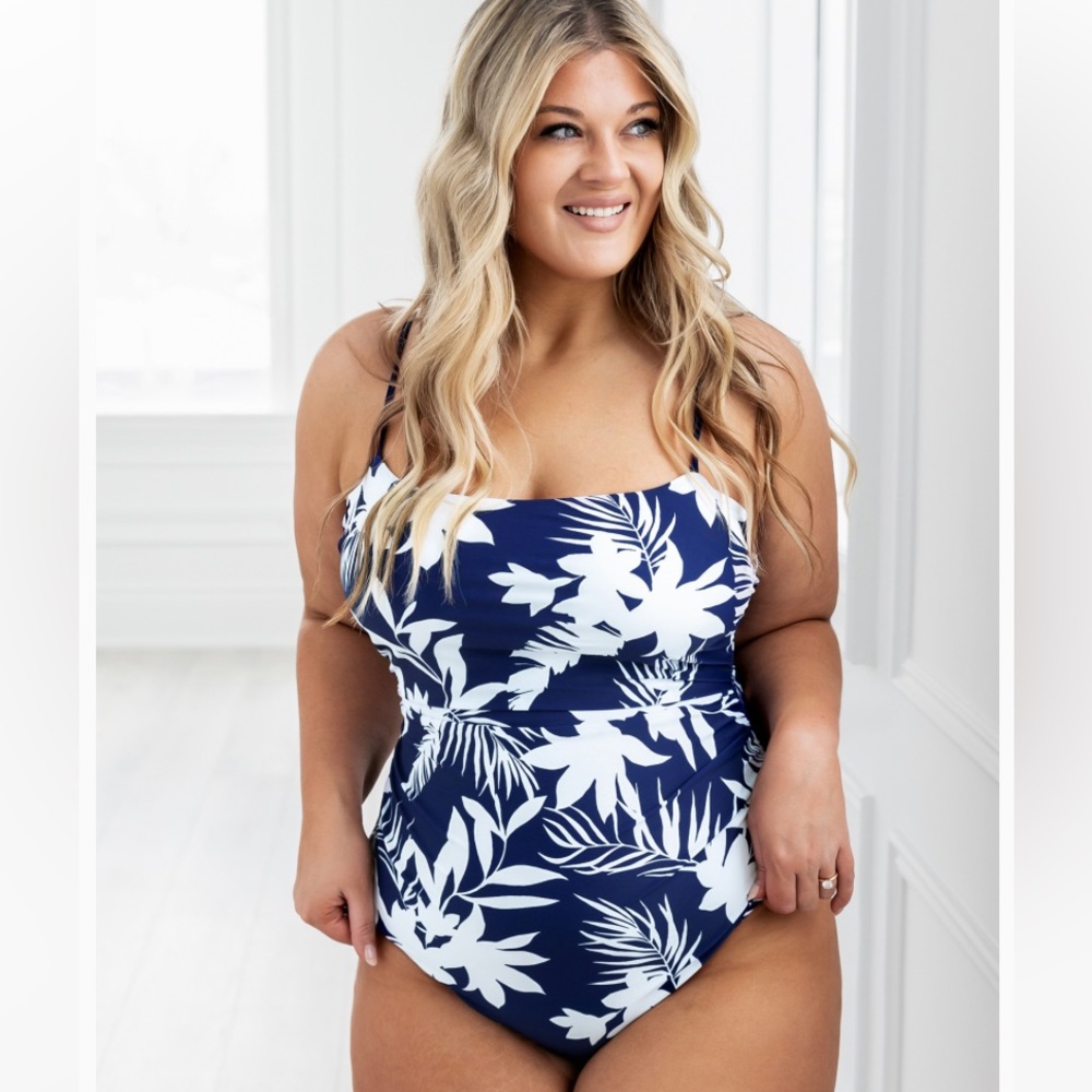 Elevated Tropicals Ruched Strappy One Piece Swimsuit, Size XL